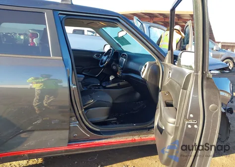 2020 Kia Soul Gt-Line from USA, damaged, VIN KNDJ63AU5L7023355